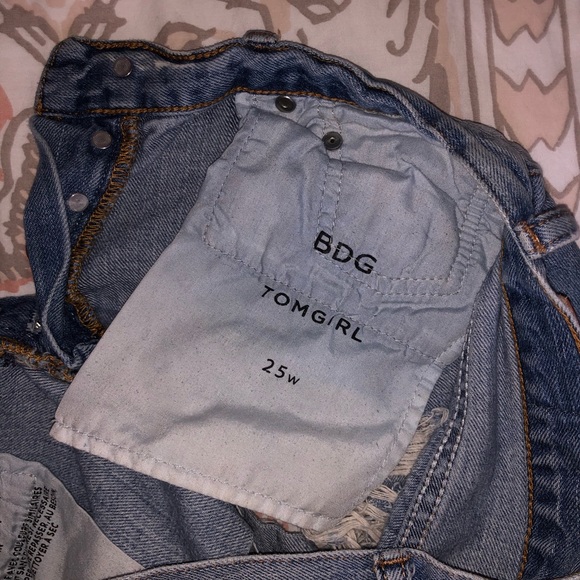 BDG Tomgirl Distressed Denim Shorts - Picture 4 of 7